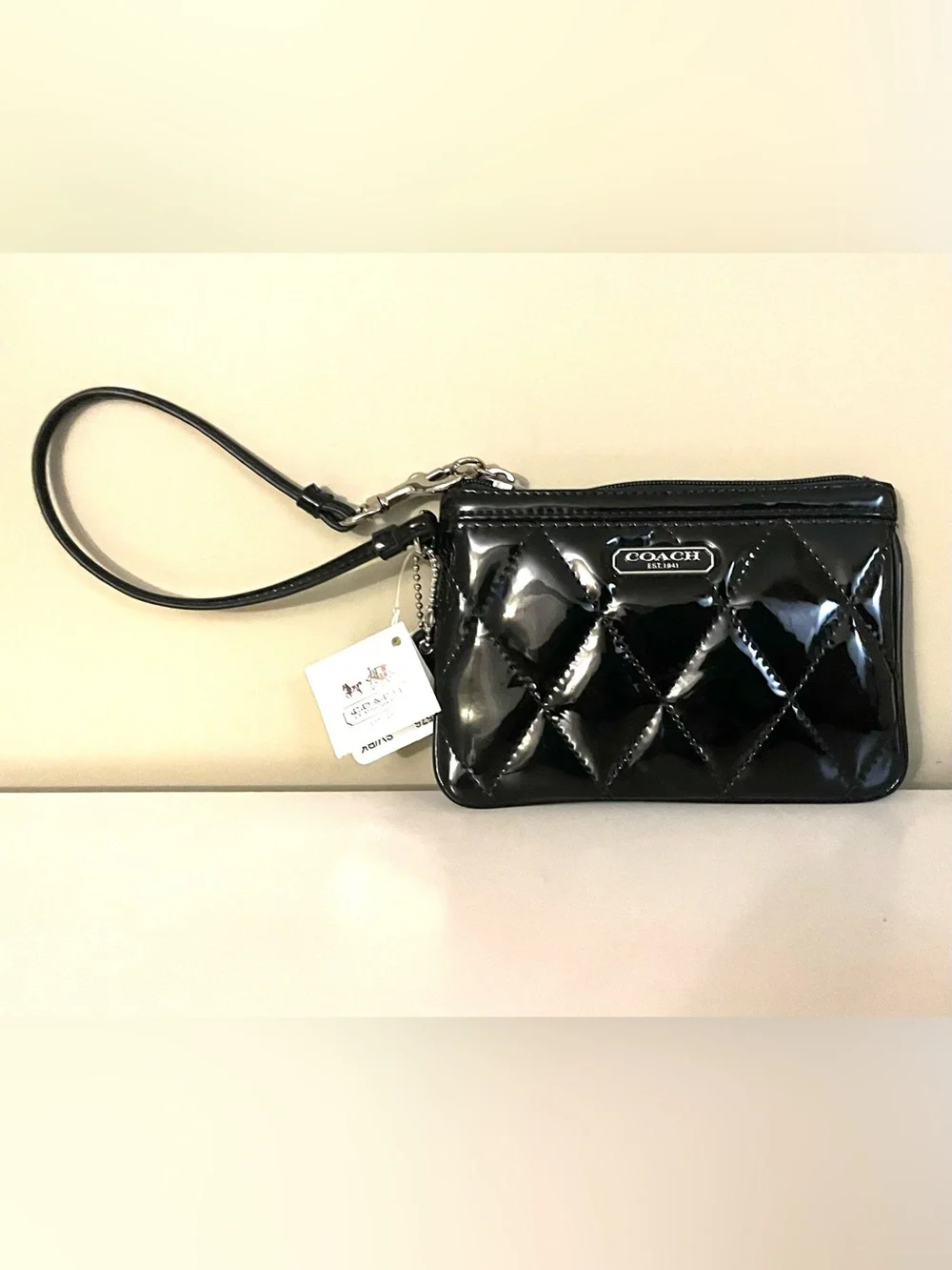 NWT Coach Poppy Black Patent Leather Quilted Wristlet